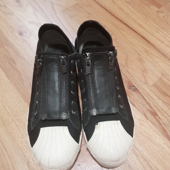 y3 super zip black